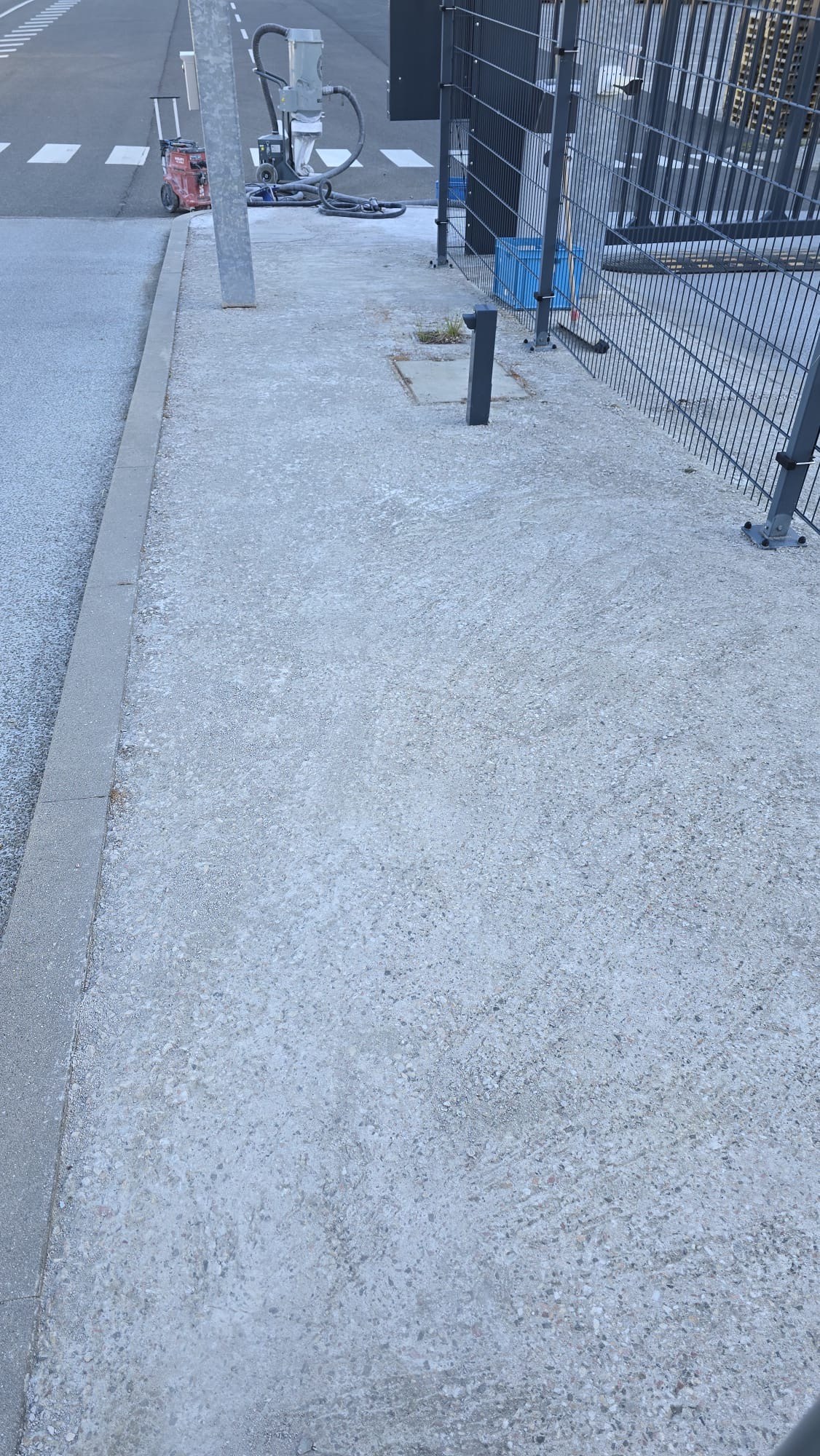 Außenfläche vor der Sanierung